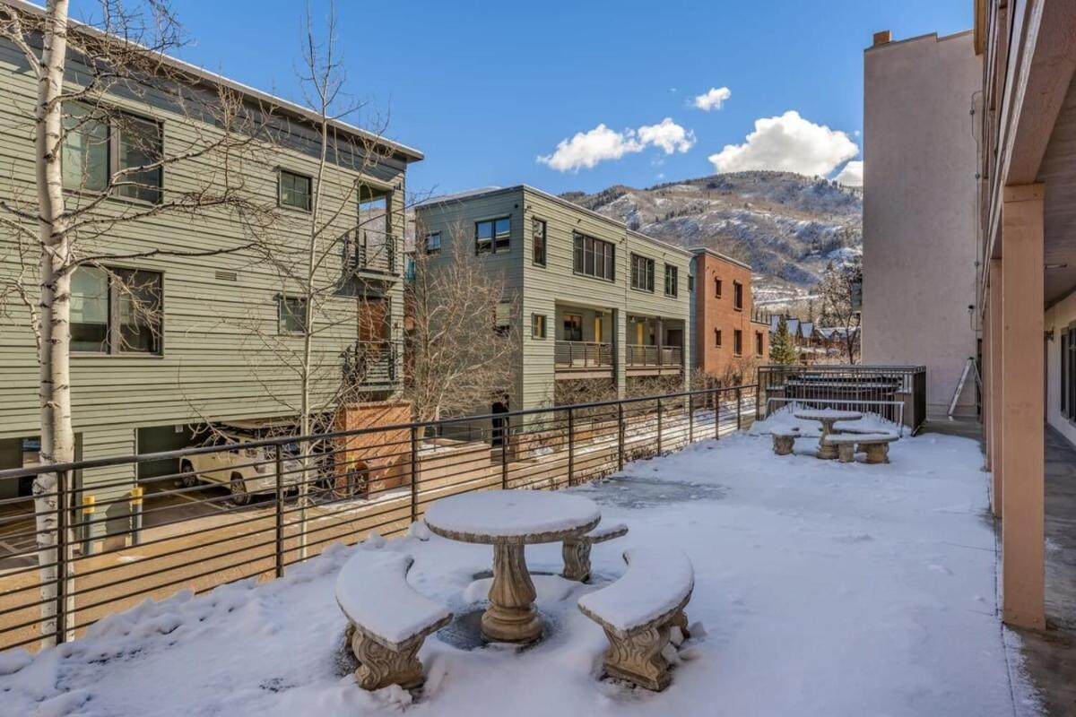 New Listing 2Br 2Ba Condo - Mountain Views Aspen Luaran gambar
